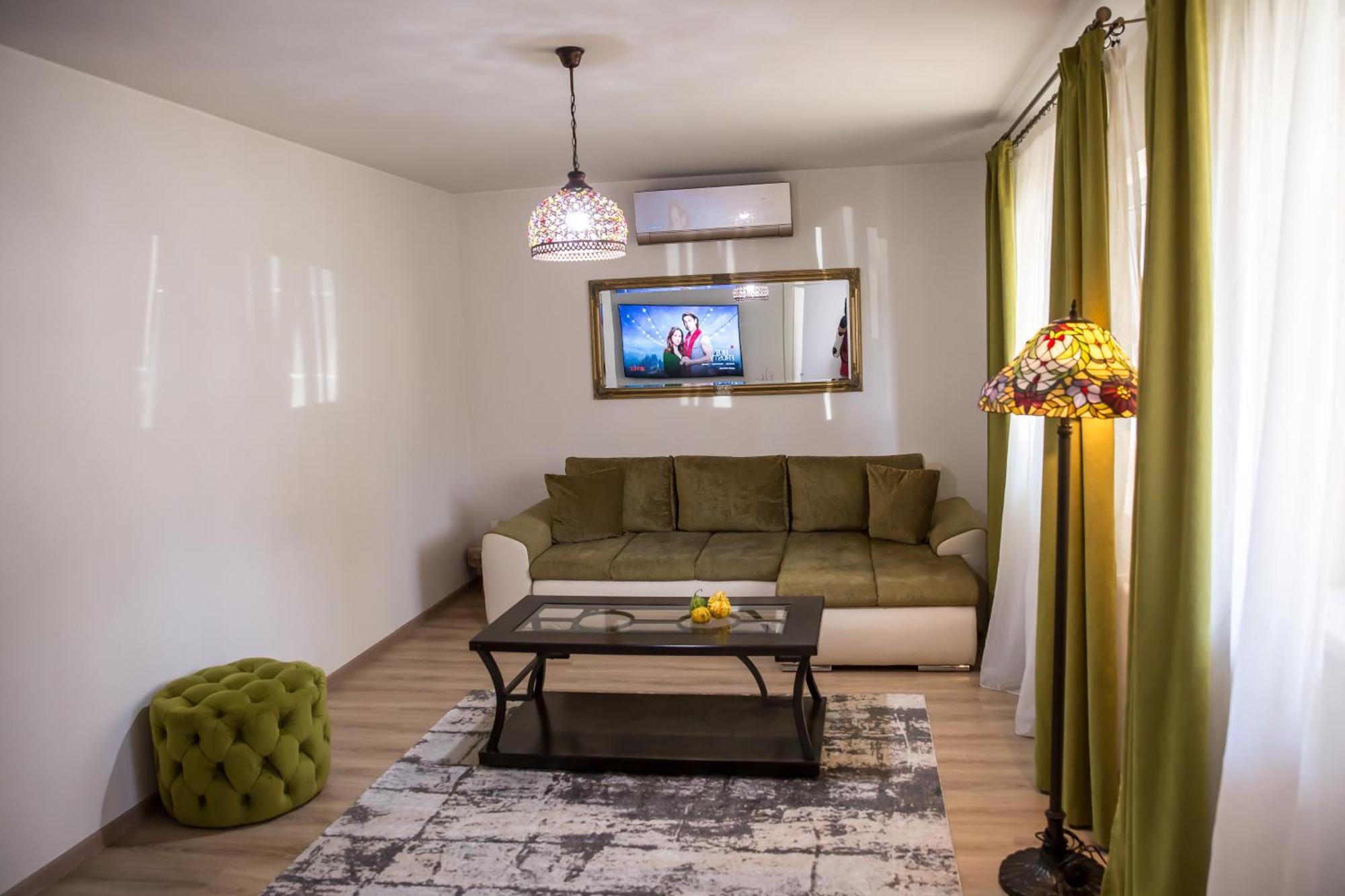 Jsn House - Private Parking & Premium Services Бухарест Екстер'єр фото