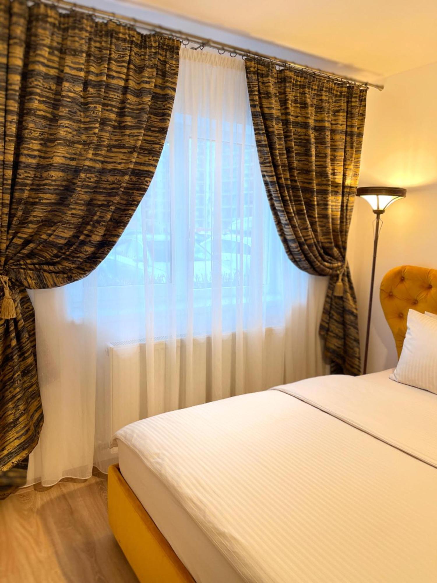 Jsn House - Private Parking & Premium Services Бухарест Екстер'єр фото