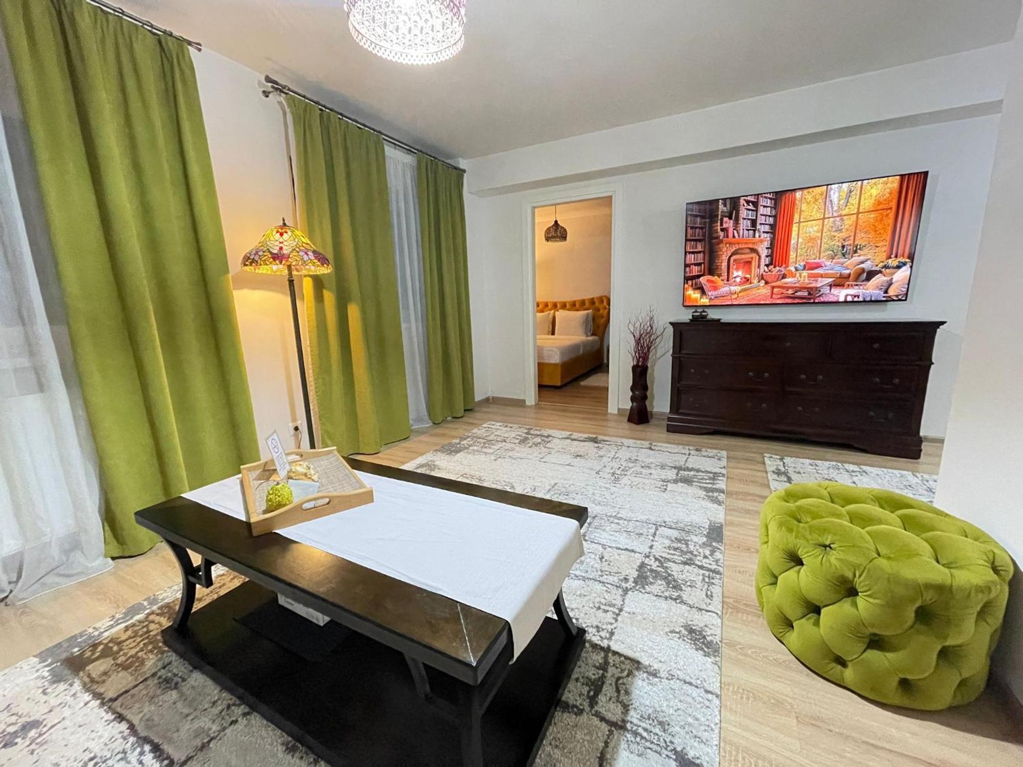 Jsn House - Private Parking & Premium Services Бухарест Екстер'єр фото