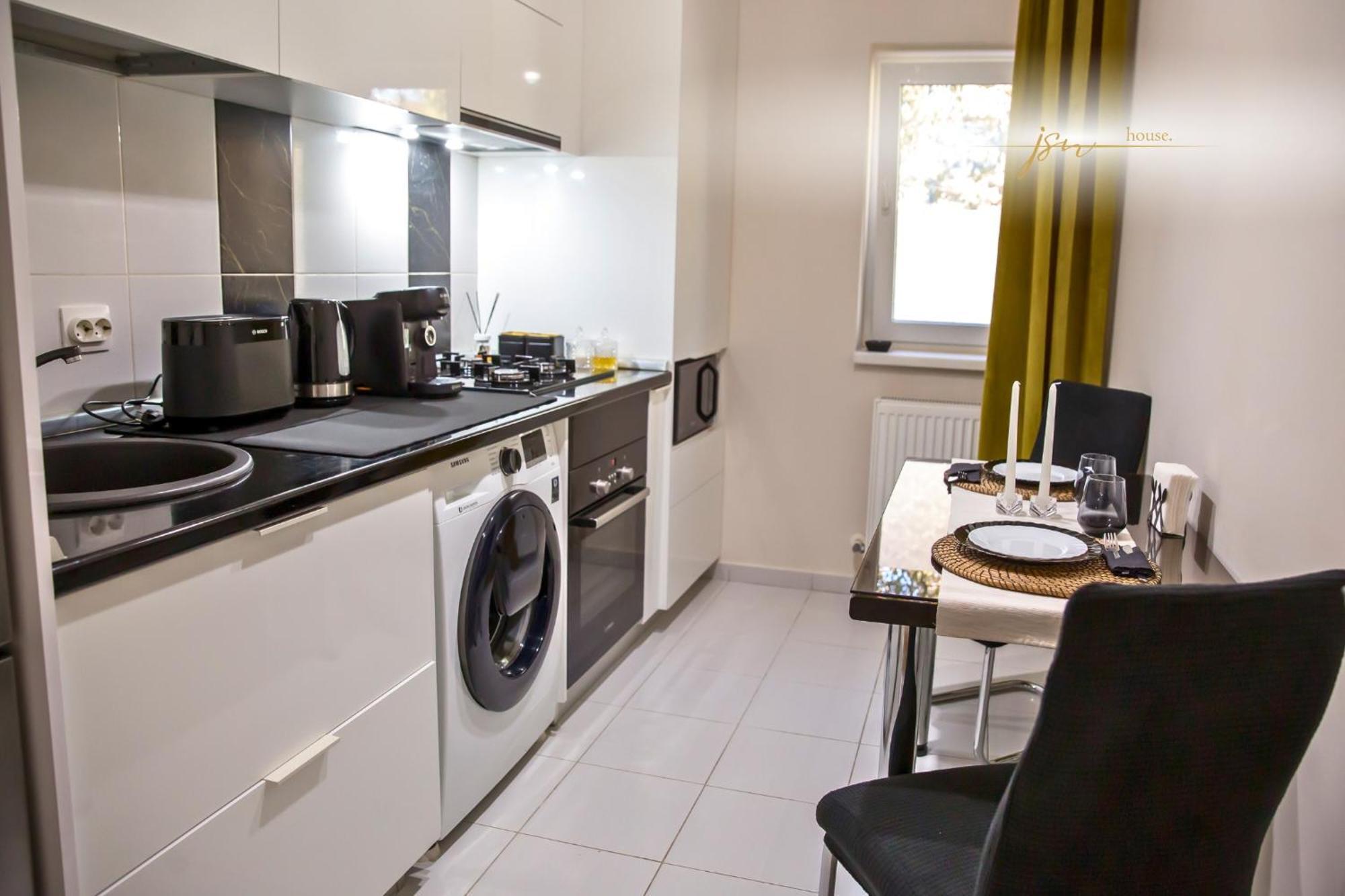 Jsn House - Private Parking & Premium Services Бухарест Екстер'єр фото