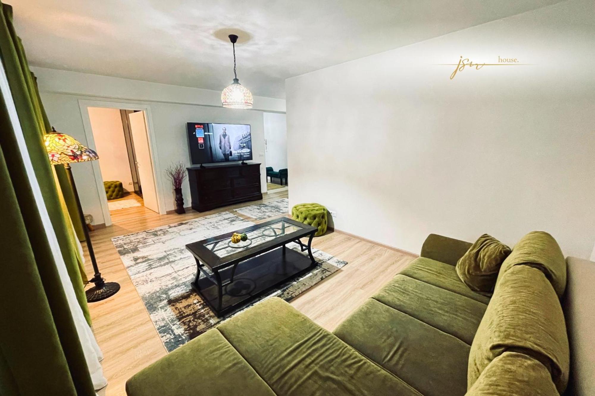 Jsn House - Private Parking & Premium Services Бухарест Екстер'єр фото